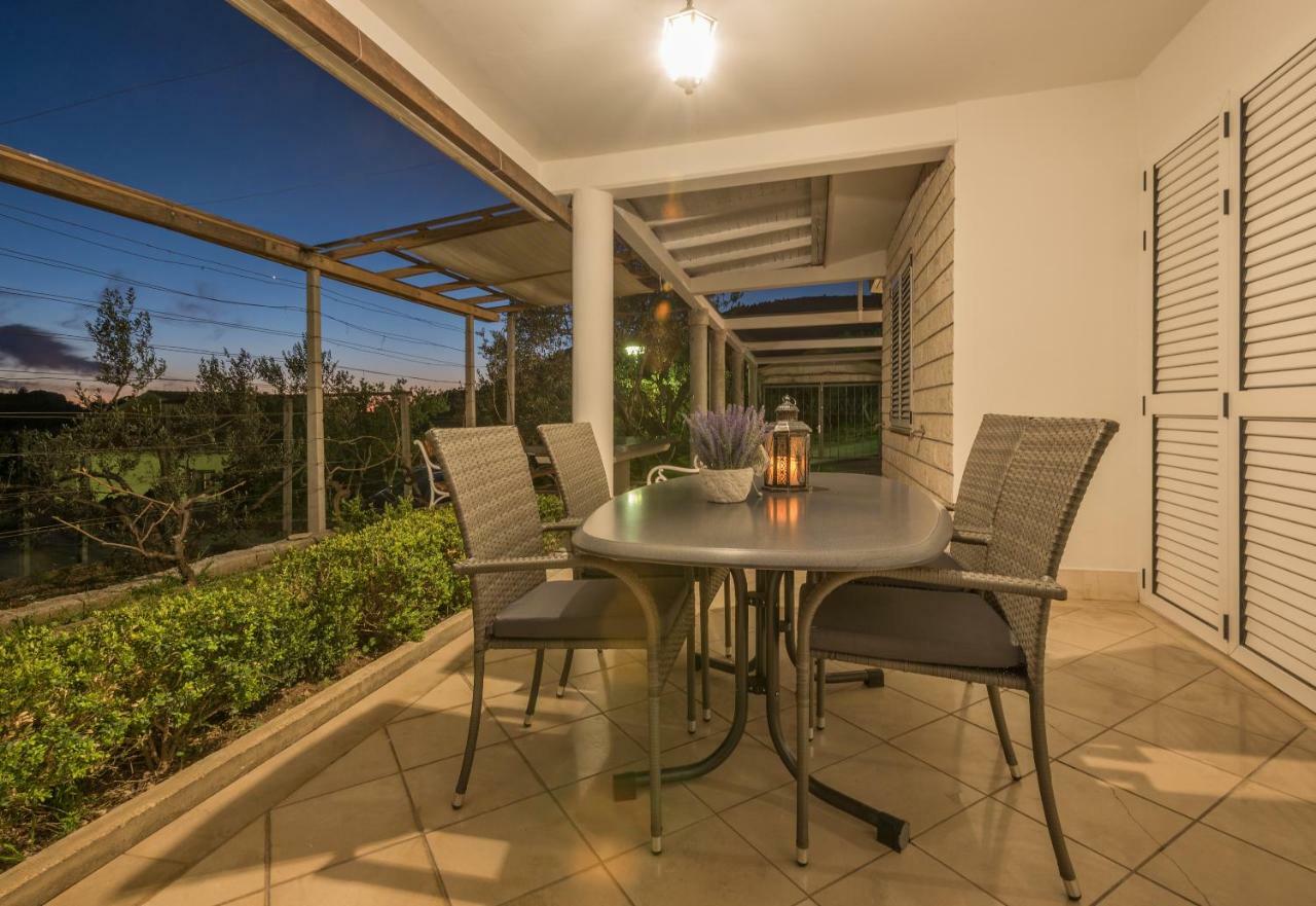 Vila Branka Makarska Bagian luar foto