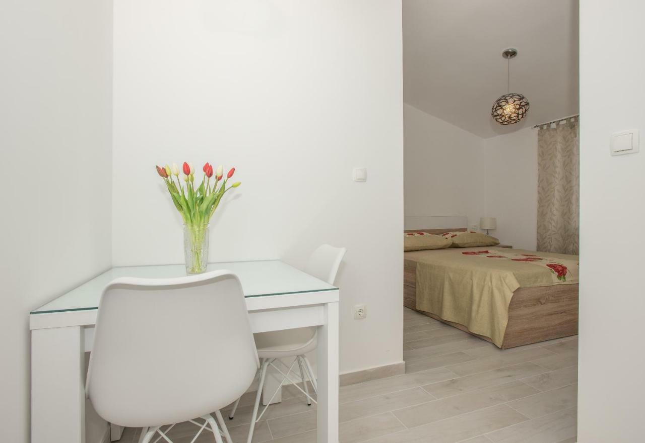 Vila Branka Makarska Bagian luar foto