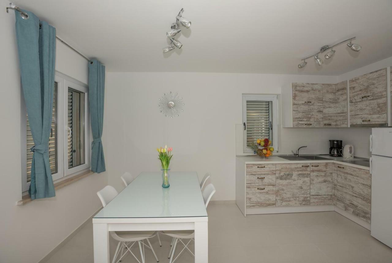 Vila Branka Makarska Bagian luar foto